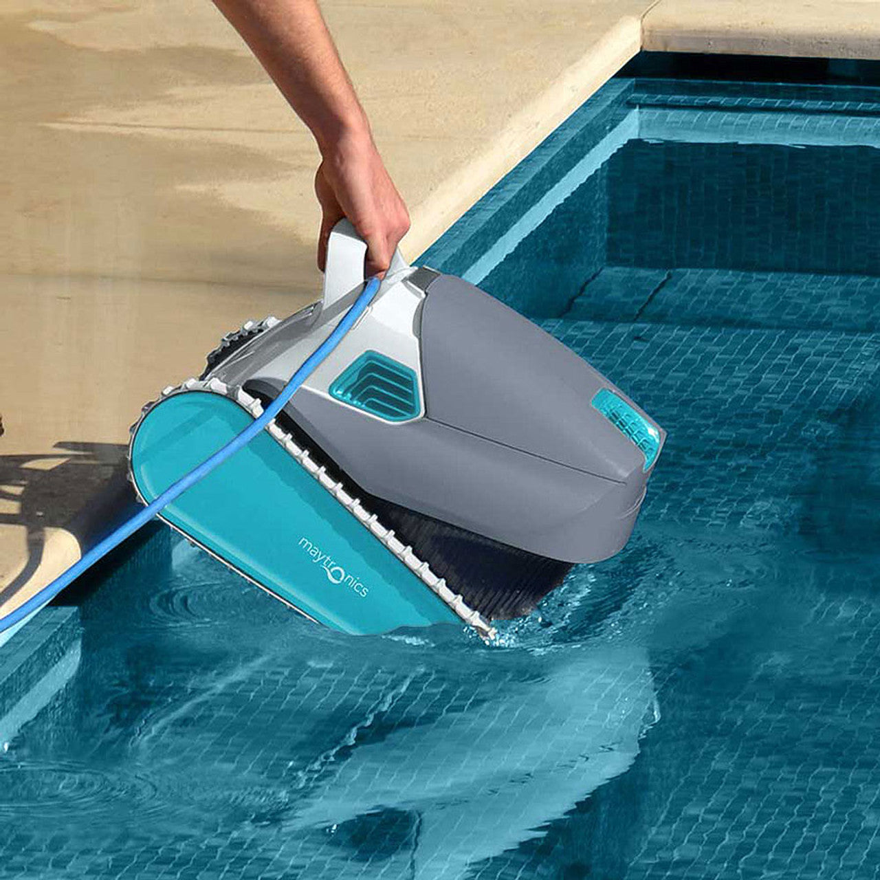 Dolphin Active 20 Powerful Pool Cleaning Performance